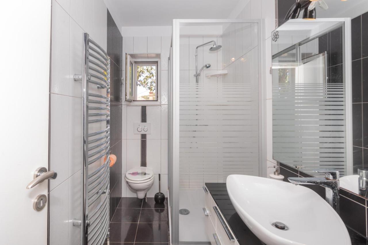 Villa City Center Šibenik Esterno foto