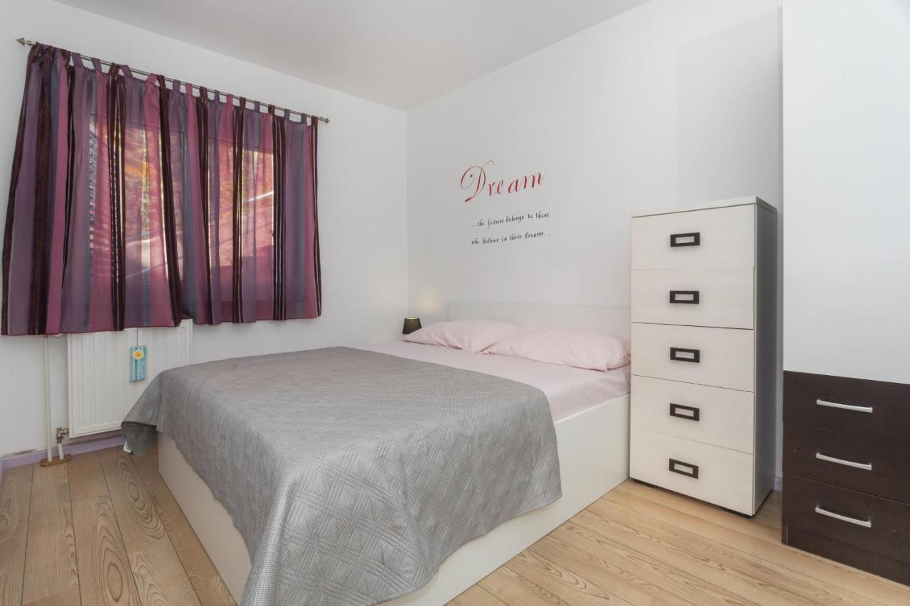 Villa City Center Šibenik Esterno foto