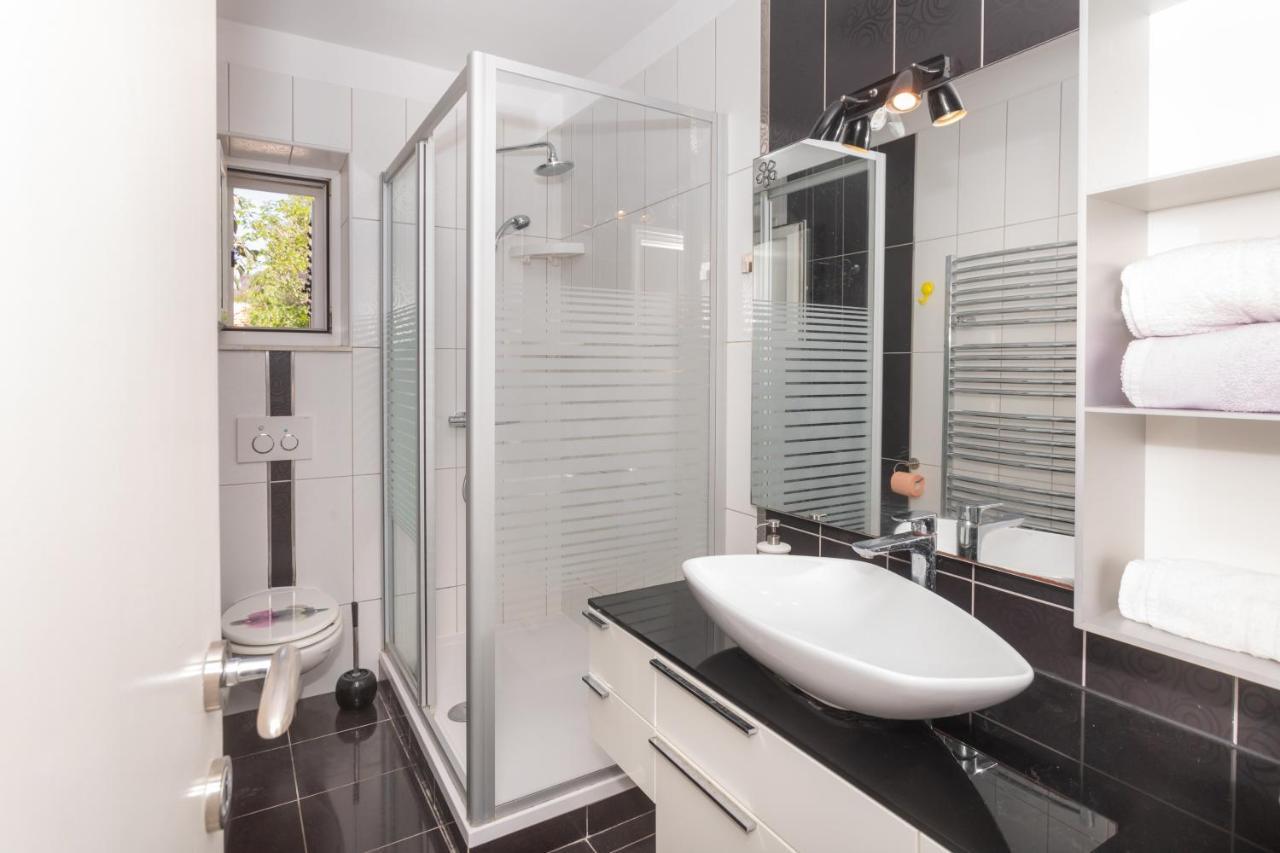 Villa City Center Šibenik Esterno foto